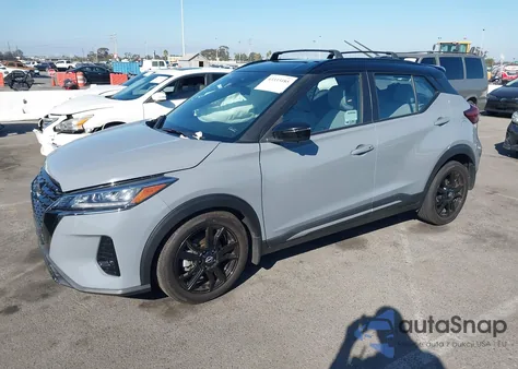 2024 Nissan Kicks Sr Xtronic Cvt z USA, uszkodzony, nr VIN 3N1CP5DV9RL526545